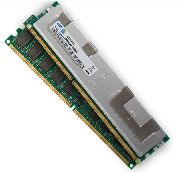Samsung 16 GB reg. ECC DDR4-3200 M393A2K43DB3-CWE